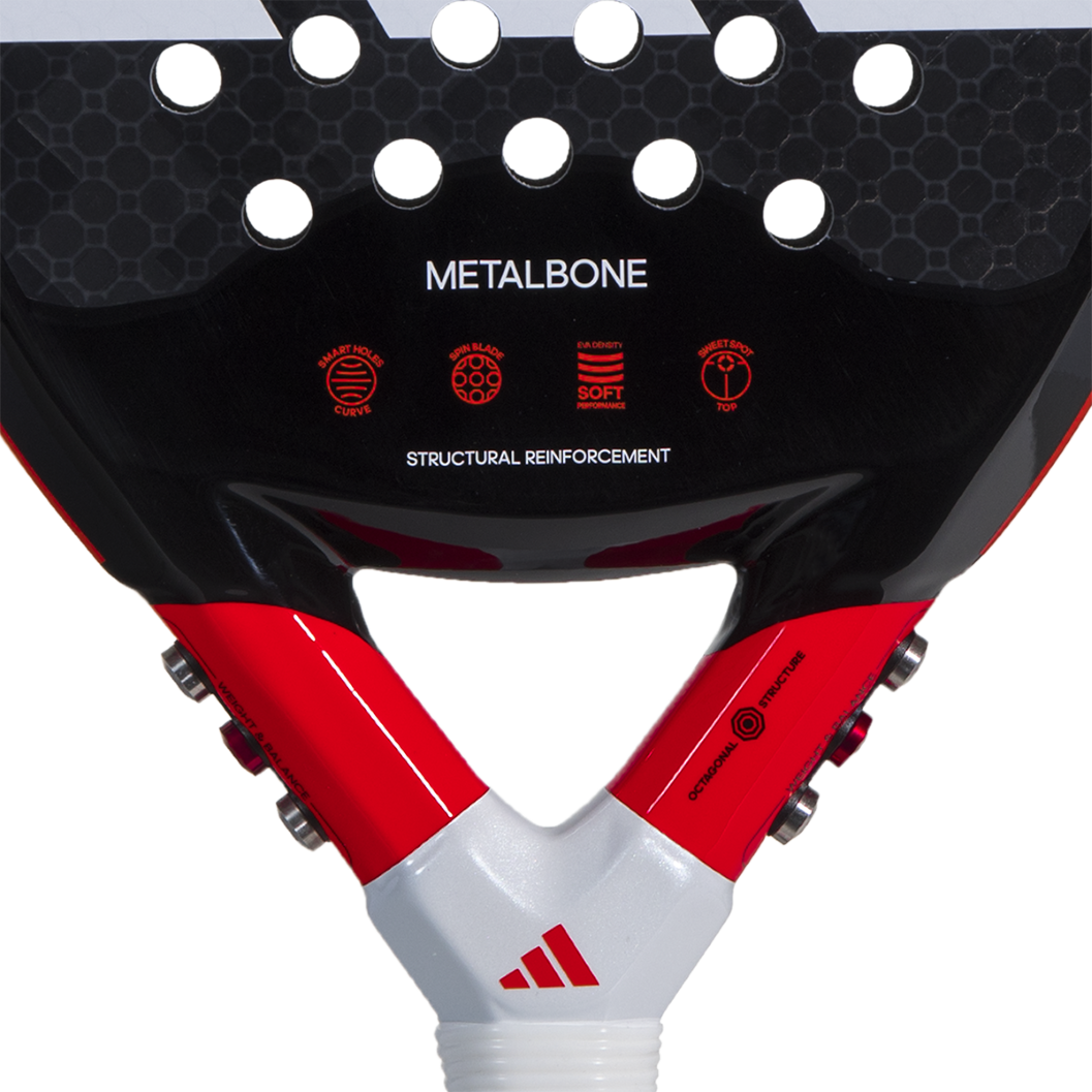 adidas-metalbone-3.2-centre
